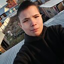 Максим, 24 года