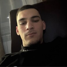 Фотография мужчины Олег, 23 года из г. Тюмень