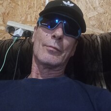 Фотография мужчины Игорь, 63 года из г. Саратов