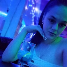 Фотография девушки Карина, 22 года из г. Алейск