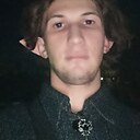 Илья, 22 года