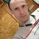 Олег, 33 года