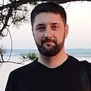 Макс, 33 года