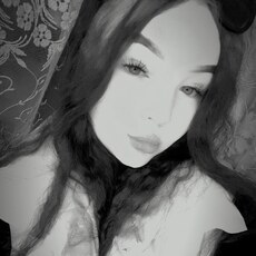 Фотография девушки Зарина, 18 лет из г. Ижевск