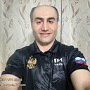 Врежик Мовсесян, 40 лет