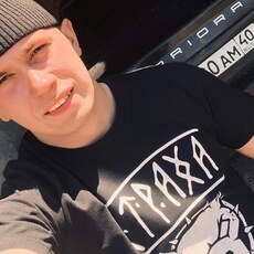 Фотография мужчины Владимир, 22 года из г. Астрахань