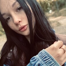 Фотография девушки Elena, 18 лет из г. Макеевка