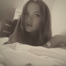 Фотография девушки Алёна, 21 год из г. Пенза