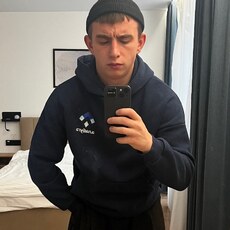 Фотография мужчины Владислав, 25 лет из г. Тюмень