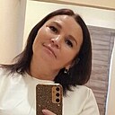 Алсу, 42 года