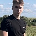 Максим, 23 года