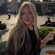 Фотография девушки Алина, 18 лет из г. Москва