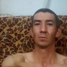 Фотография мужчины Равиль, 33 года из г. Сургут