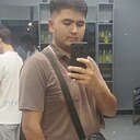 Шарифжан, 22 года