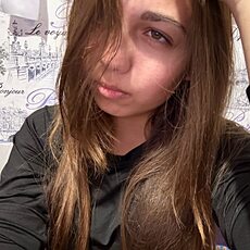 Фотография девушки Алена, 18 лет из г. Новоалтайск