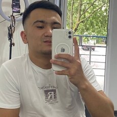 Фотография мужчины Ихтийор, 22 года из г. Ростов-на-Дону