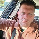 Денис, 33 года
