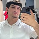 Шахром, 20 лет