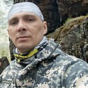 Михаил, 33 года