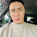 Михаил, 28 лет