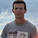 Денис, 24 года