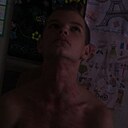 Виталя, 18 лет