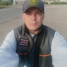 Фотография мужчины Валерий, 33 года из г. Колпино