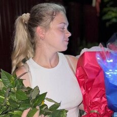 Фотография девушки Алёна, 18 лет из г. Ейск