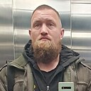 Михаил, 32 года