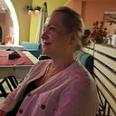 Авро, 54 года