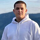 Виктор, 25 лет