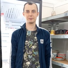 Фотография мужчины Валерий, 26 лет из г. Энгельс