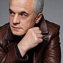 Роман, 52 года