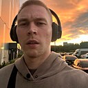 Максим, 24 года