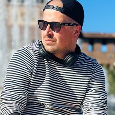 Фотография мужчины Zura, 31 год из г. Познань