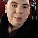 Максим, 23 года
