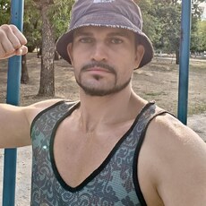 Фотография мужчины Толик, 38 лет из г. Геническ