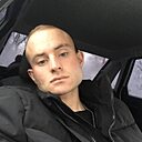 Денис, 22 года