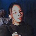 Лариса, 18 лет