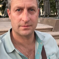 Фотография мужчины Юрий, 44 года из г. Королев