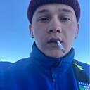 Максим, 24 года