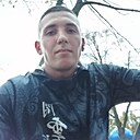 Макс, 24 года