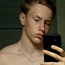 Арсений, 18 лет