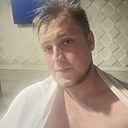 Роман, 25 лет