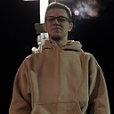 Артём, 21 год