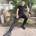 Василий, 32 года