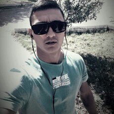 Фотография мужчины Аброр, 35 лет из г. Ханты-Мансийск