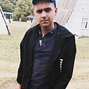 Роман, 25 лет