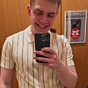 Артем, 24 года