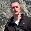 Артем, 32 года